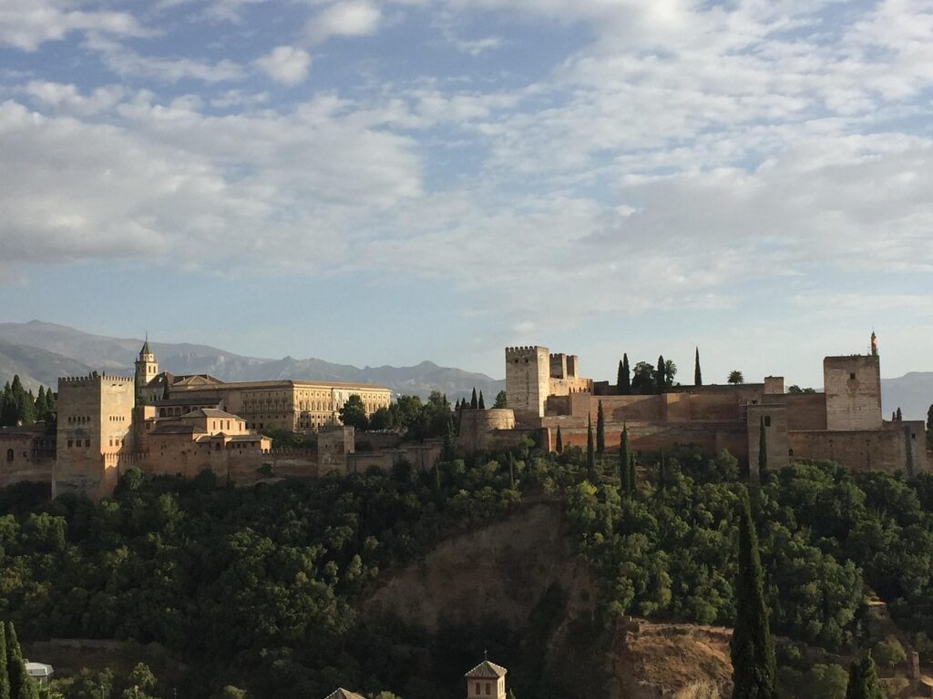 best-destinations-in-spain-alhambra