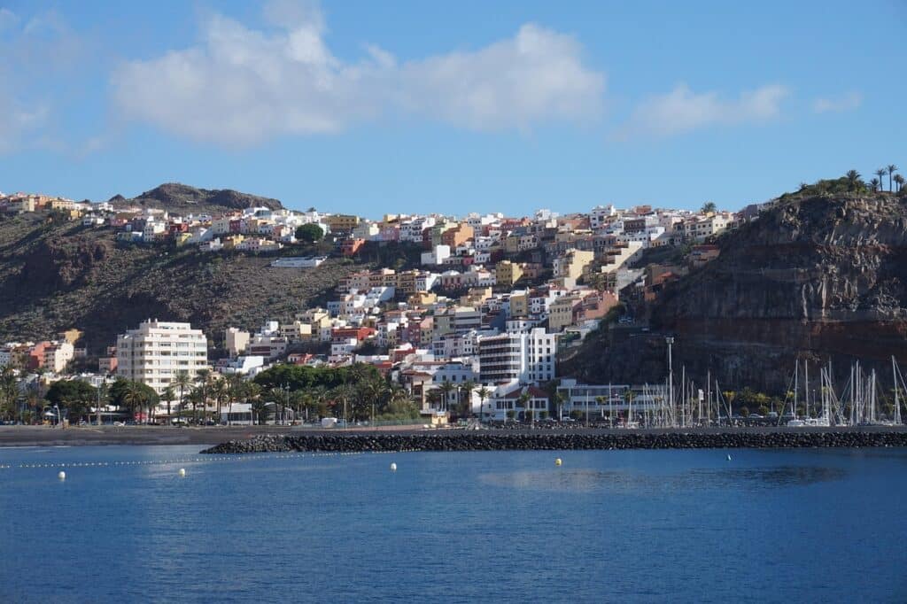 best-placces-in-spain-for-nightlife-tenerife