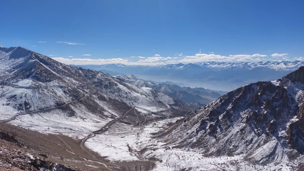 Leh Ladakh motorcycle trip
Himalaya adventure
Leh Ladakh road trip
Leh to Nubra Valley (incl. "distance" once)
Leh Ladakh solo bike trip
Best places to go in Asia
Khardung La Pass
Thiksey Monastery
Leh Ladakh solo bike trip